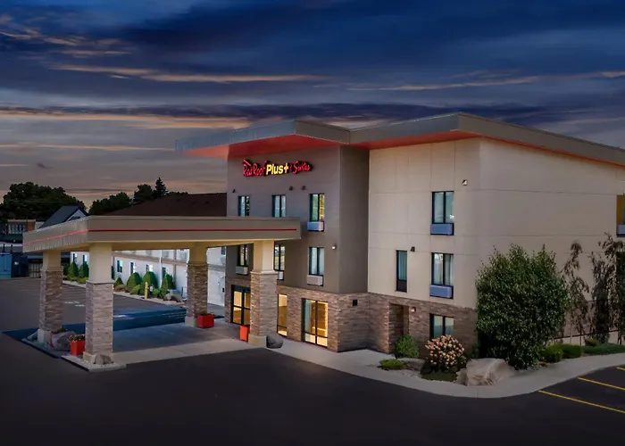 Red Roof Inn Plus+ & Suites Malone